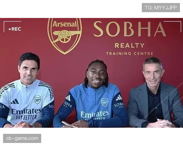 英超豪门重磅引援引爆转会市场，新签约引发球迷与资本双重热潮